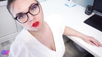 Secretary loves to work remotely with her boss