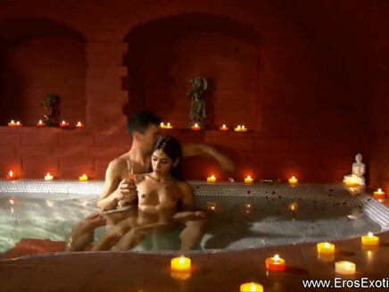 Indian erotic massage in water and on bed