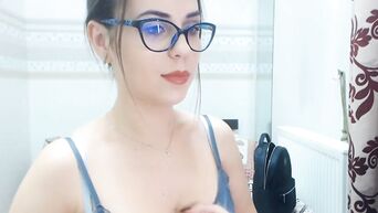 Pretty Nerd Strips and Teased Her Online Viewers